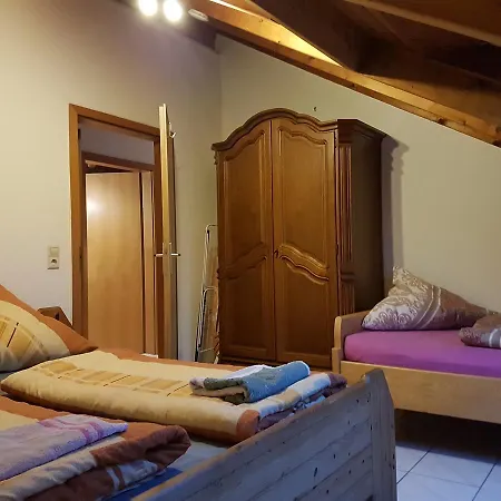 Daire Ferienwohnung Uhr